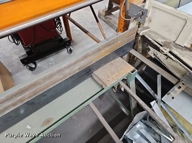 image for item EJ6327 Lockformer  sheet metal notcher