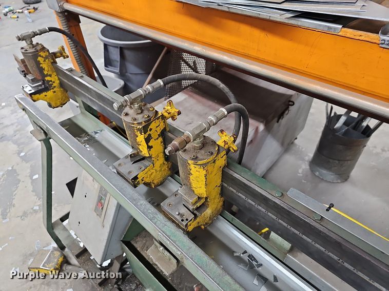 image for item EJ6327 Lockformer  sheet metal notcher