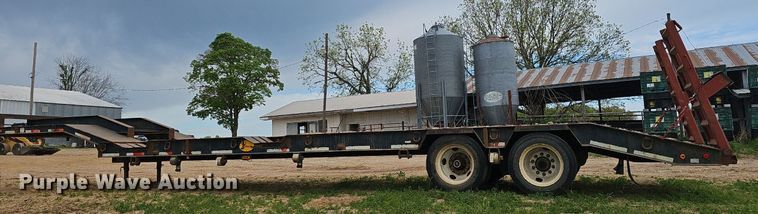 image for item EJ6334 2005 Viking  VDD46R equipment trailer