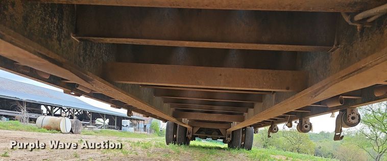 image for item EJ6334 2005 Viking  VDD46R equipment trailer