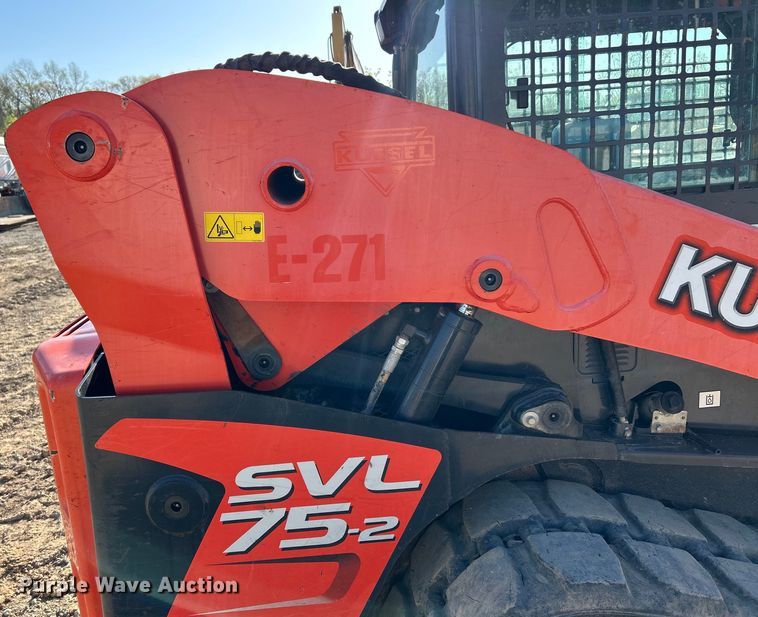 image for item EK4506 2019 Kubota  SVL75-2 tracked skid steer loader