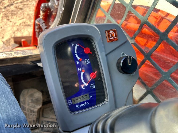 image for item EK4506 2019 Kubota  SVL75-2 tracked skid steer loader