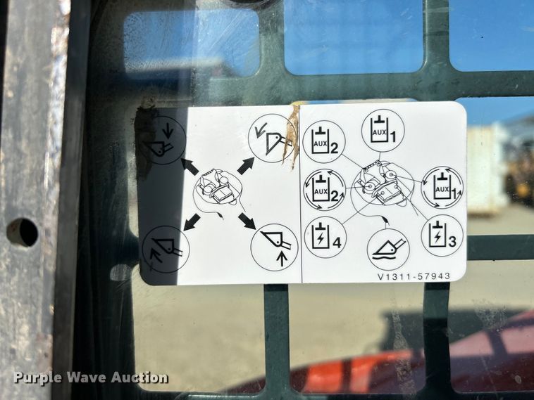 image for item EK4506 2019 Kubota  SVL75-2 tracked skid steer loader