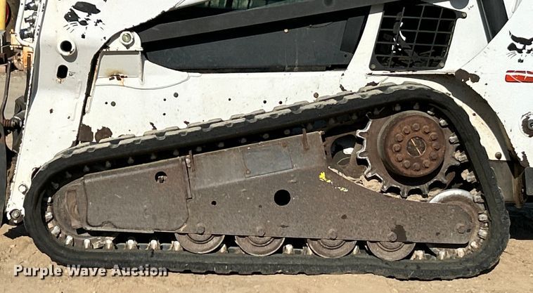 image for item EK4507 2013 Bobcat T590 tracked skid steer loader