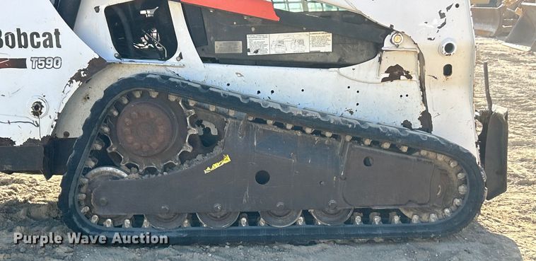 image for item EK4507 2013 Bobcat T590 tracked skid steer loader