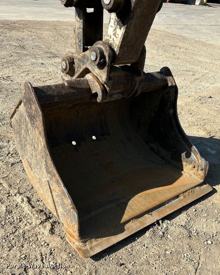 image for item EK4508 2014 Bobcat E63 M mini excavator