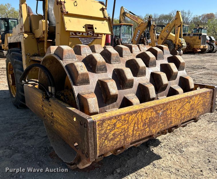 image for item EK4509 Bomag BW142PD single drum roller