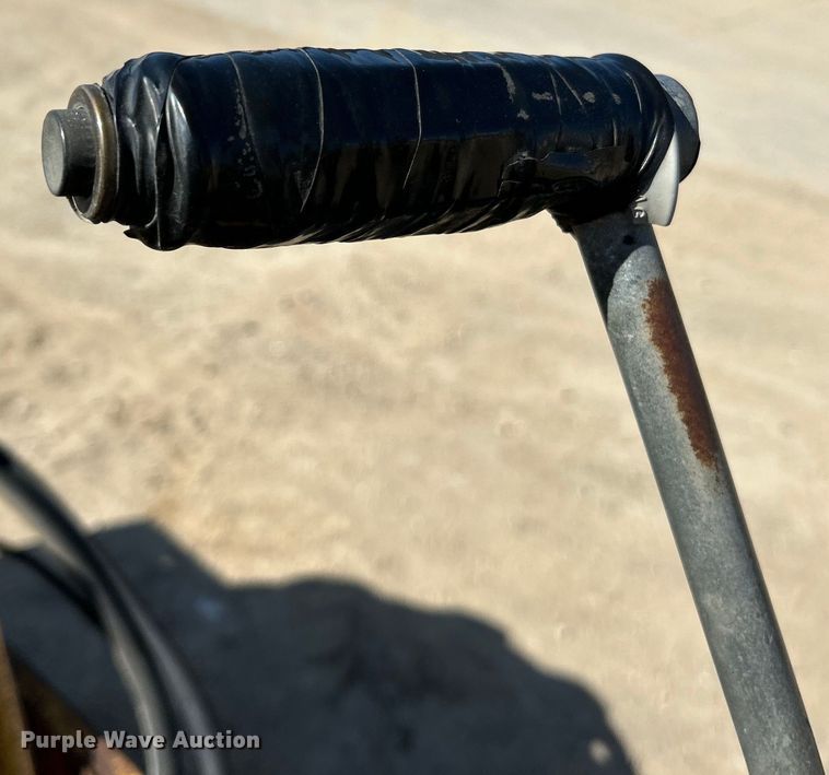 image for item EK4509 Bomag BW142PD single drum roller