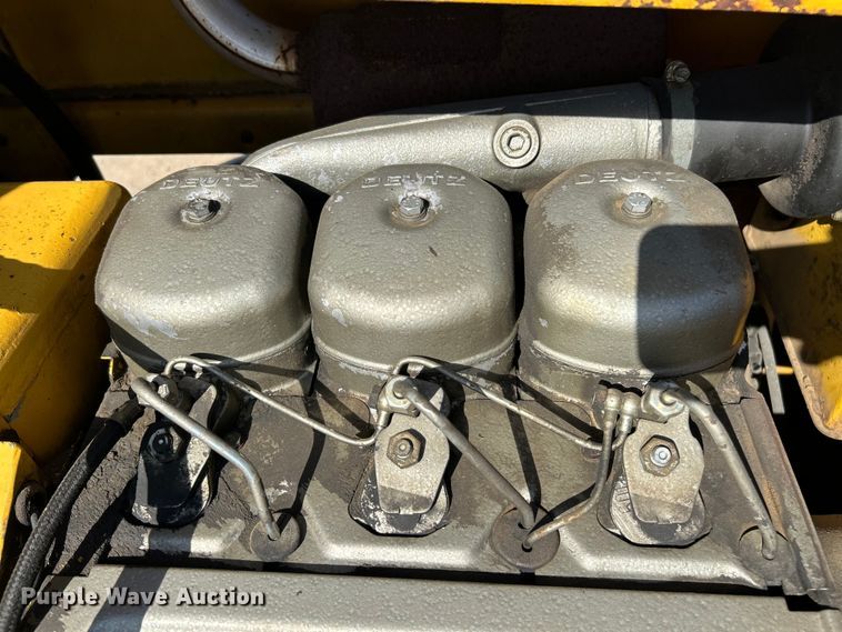 image for item EK4509 Bomag BW142PD single drum roller