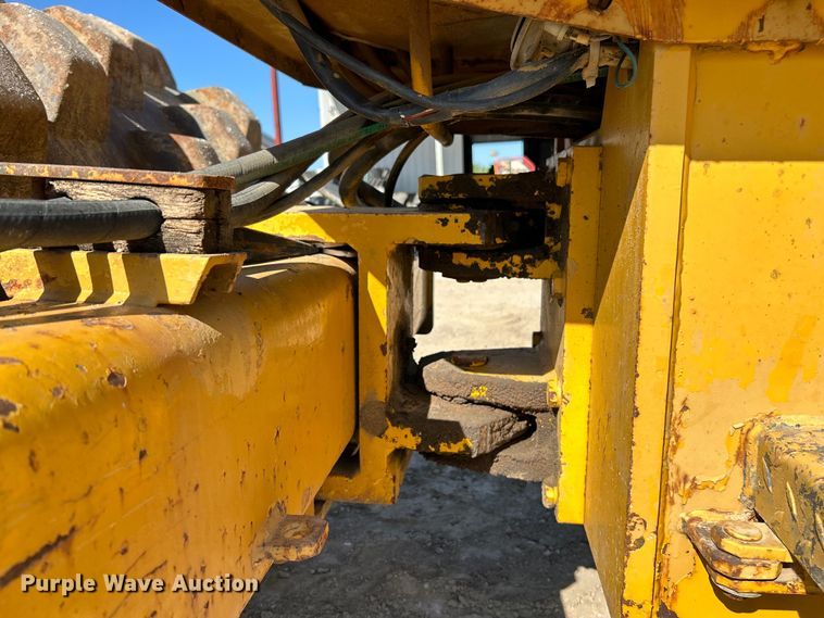 image for item EK4509 Bomag BW142PD single drum roller