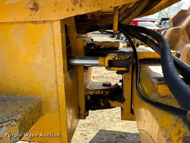 image for item EK4509 Bomag BW142PD single drum roller