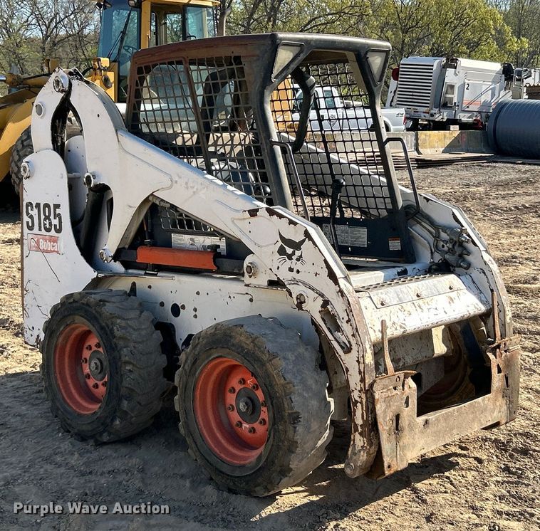 image for item EK4510 2010 Bobcat S185 skid steer loader