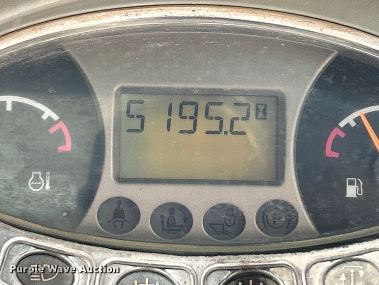 image for item EK4510 2010 Bobcat S185 skid steer loader