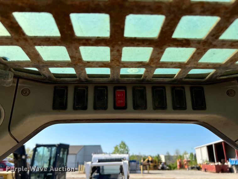 image for item EK4510 2010 Bobcat S185 skid steer loader