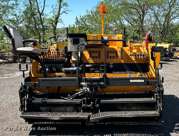 image for item EK4523 2018 LeeBoy 8500D paver