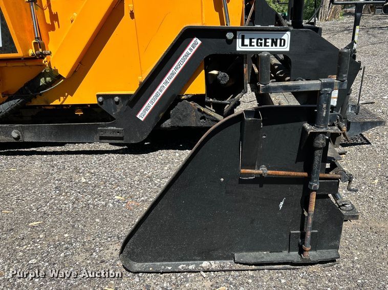 image for item EK4523 2018 LeeBoy 8500D paver