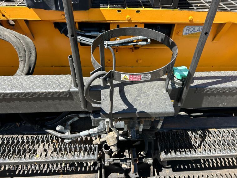 image for item EK4523 2018 LeeBoy 8500D paver