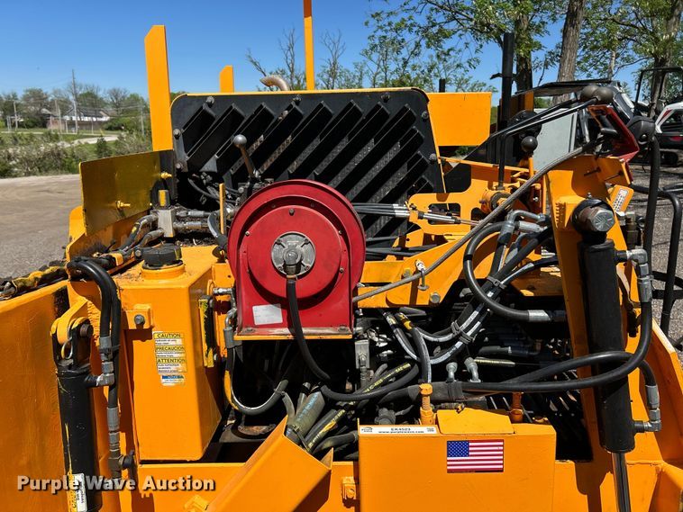 image for item EK4523 2018 LeeBoy 8500D paver