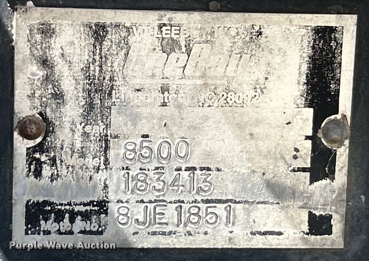 image for item EK4523 2018 LeeBoy 8500D paver