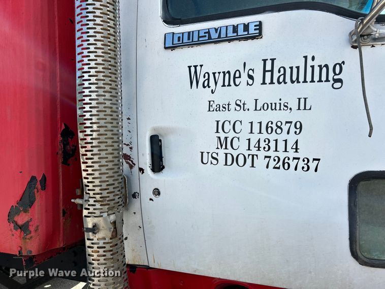 image for item EK4553 1997 Ford LT9513 dump truck