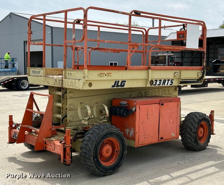 image for item EK4554 1996 JLG 33RTS scissor lift
