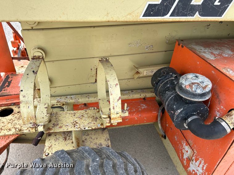 image for item EK4554 1996 JLG 33RTS scissor lift