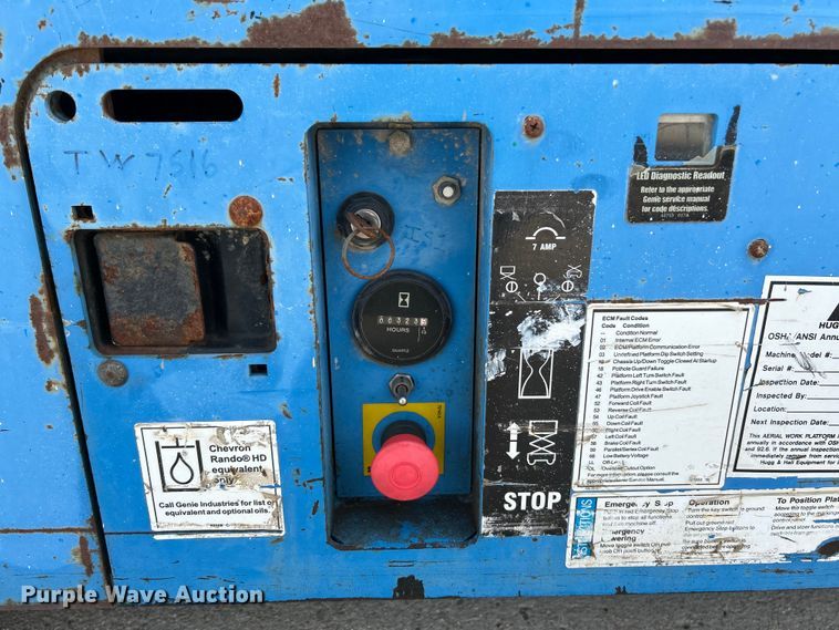 image for item EK4555 2011 Genie GS-3232 scissor lift