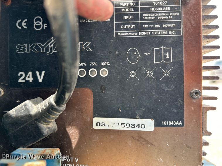 image for item EK4555 2011 Genie GS-3232 scissor lift