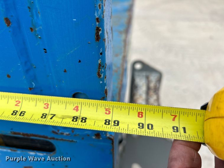 image for item EK4557 2007 Genie GS-2032 scissor lift