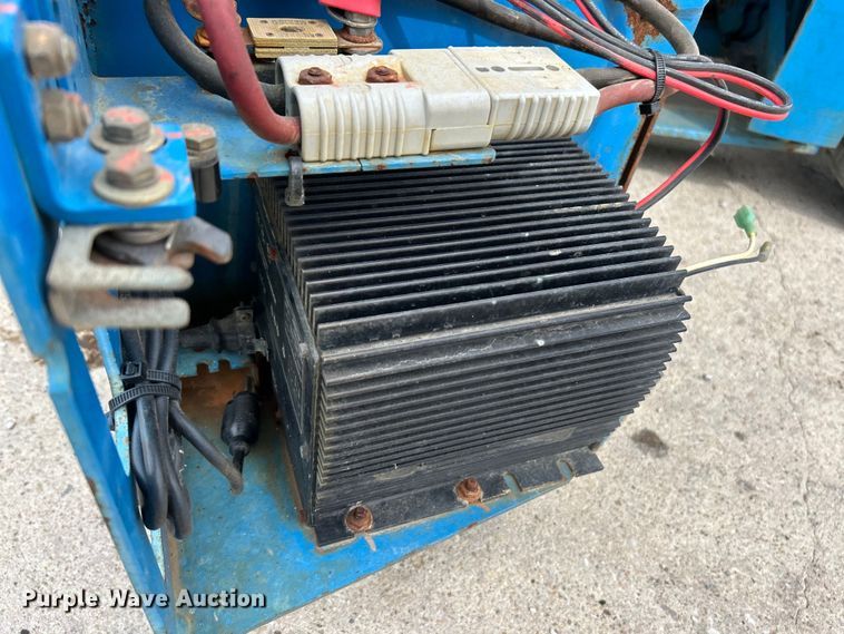 image for item EK4557 2007 Genie GS-2032 scissor lift