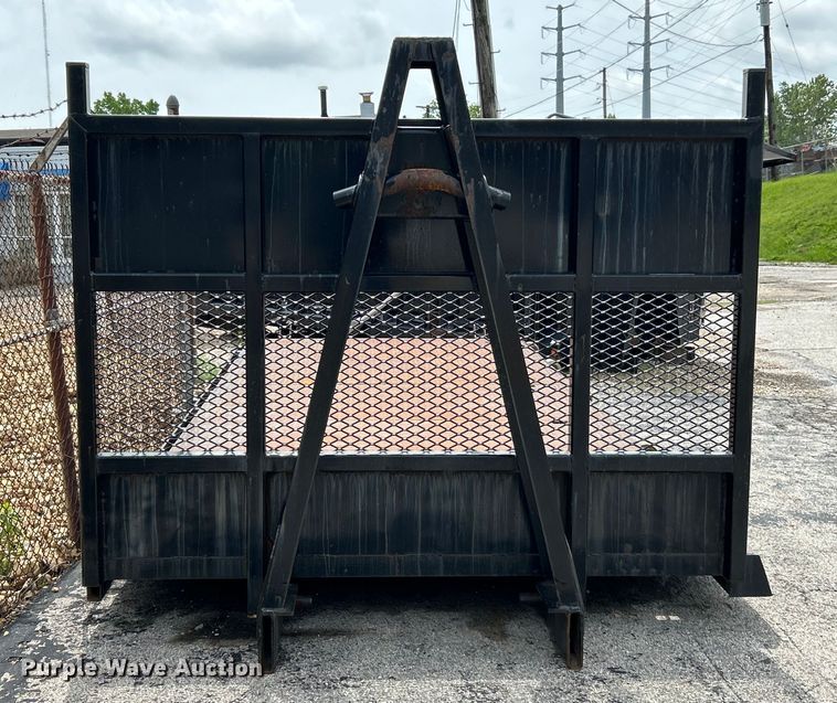 image for item EK4565 Hooklift flatbed