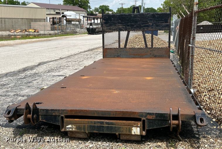 image for item EK4565 Hooklift flatbed