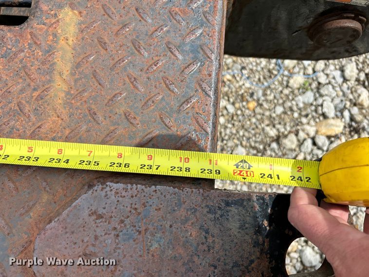 image for item EK4565 Hooklift flatbed