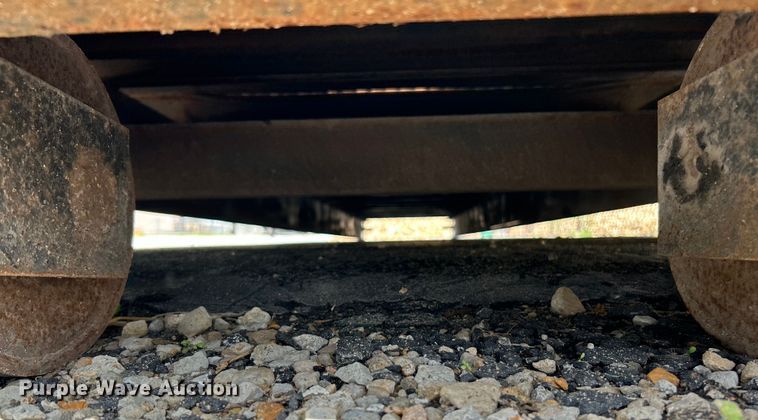 image for item EK4565 Hooklift flatbed