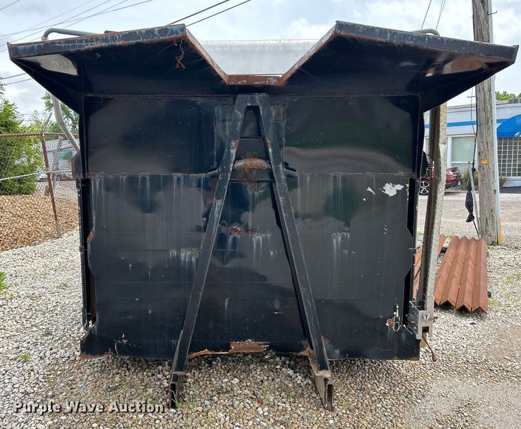 image for item EK4566 Hooklift dump bed