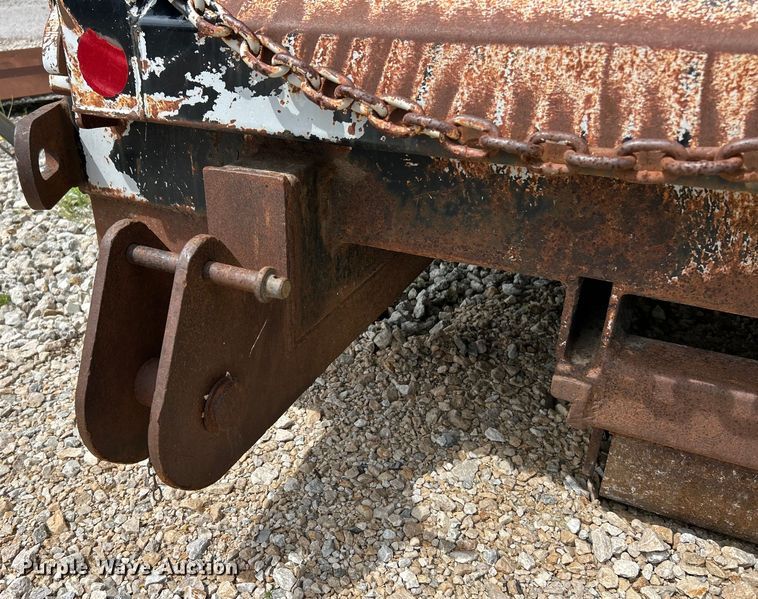 image for item EK4566 Hooklift dump bed