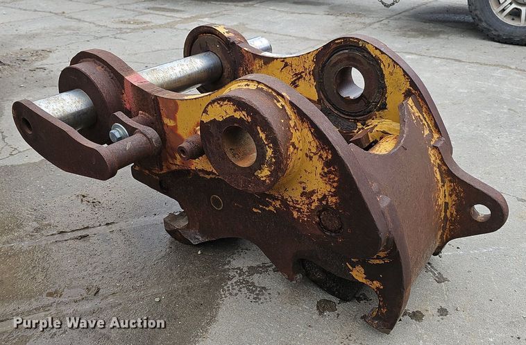 image for item IO9920 Caterpillar 292-4152 quick coupler