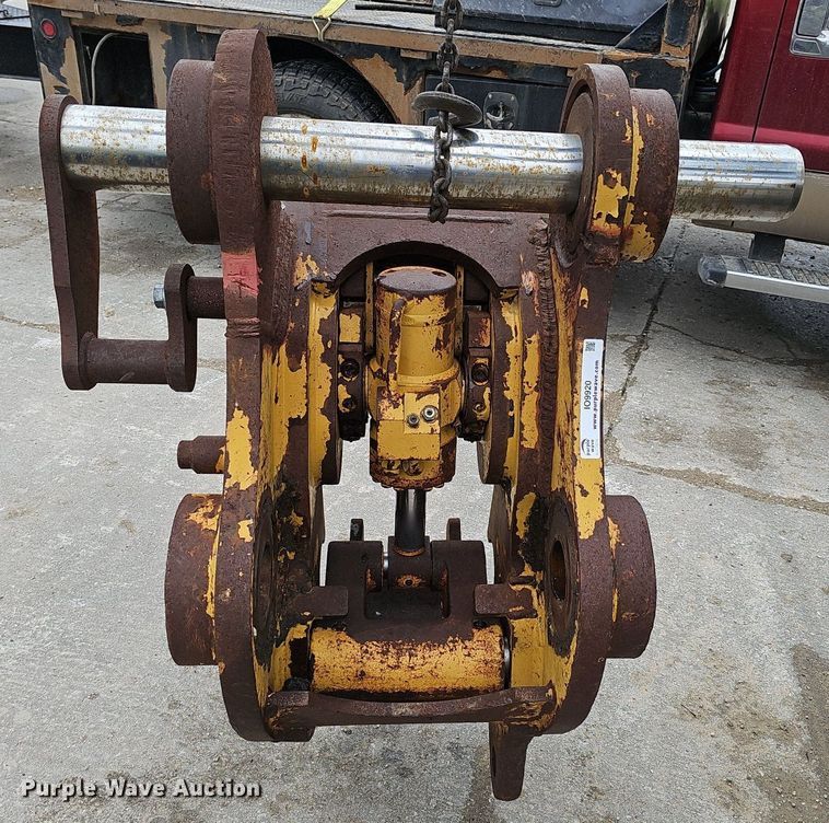image for item IO9920 Caterpillar 292-4152 quick coupler