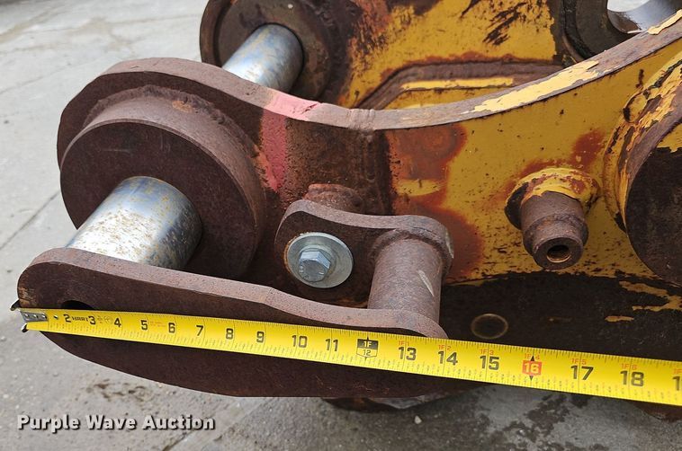 image for item IO9920 Caterpillar 292-4152 quick coupler