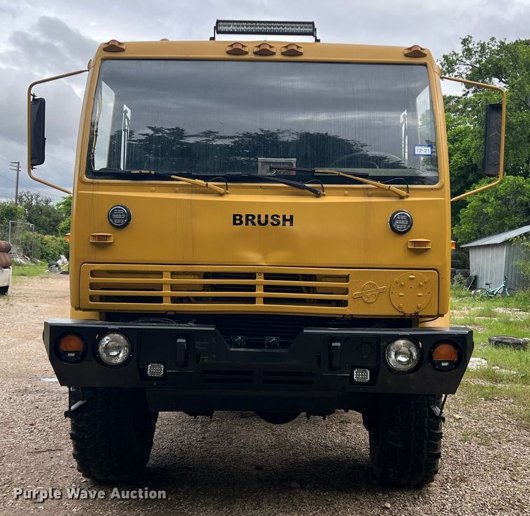 image for item JS9958 1997 Stewart and Stevenson  flatbed truck