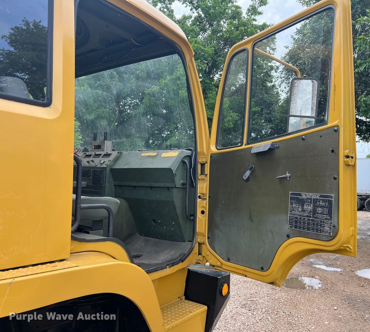 image for item JS9958 1997 Stewart and Stevenson  flatbed truck