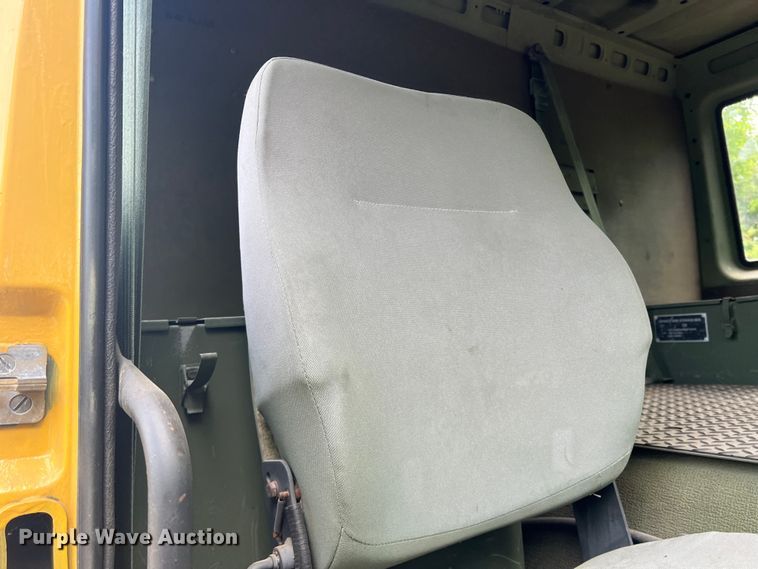 image for item JS9958 1997 Stewart and Stevenson  flatbed truck