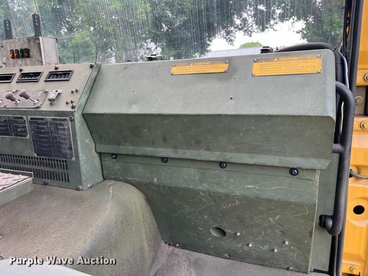 image for item JS9958 1997 Stewart and Stevenson  flatbed truck