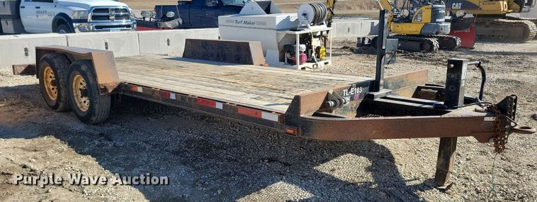 image for item LC9841 2001 Kiefer Built utility trailer