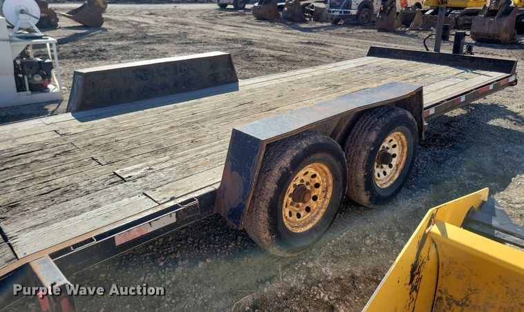 image for item LC9841 2001 Kiefer Built utility trailer