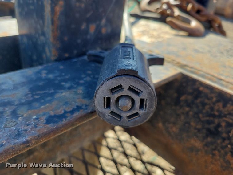 image for item LC9841 2001 Kiefer Built utility trailer