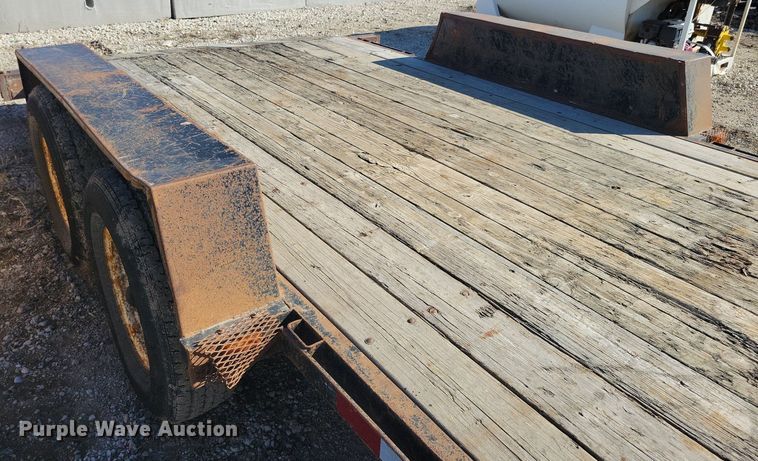 image for item LC9841 2001 Kiefer Built utility trailer