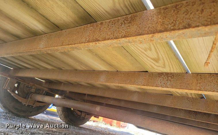 image for item LC9841 2001 Kiefer Built utility trailer