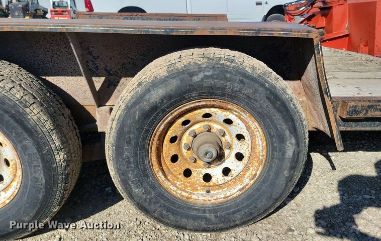 image for item LC9841 2001 Kiefer Built utility trailer