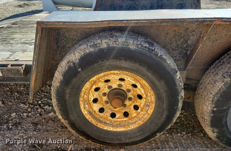 image for item LC9841 2001 Kiefer Built utility trailer